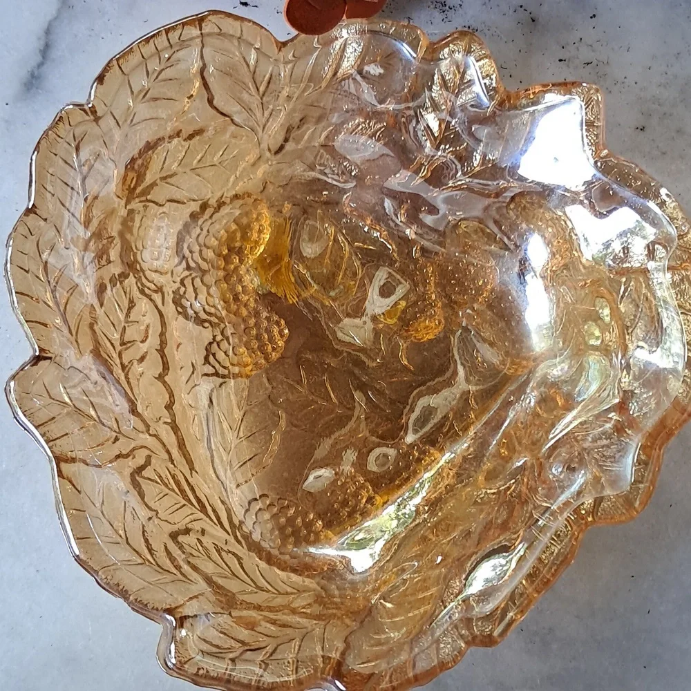 carnival glass no flaws